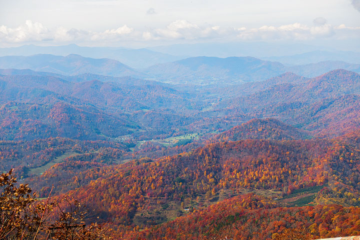 Bucket List Item!!! Drive the Blue Ridge Parkway in Asheville, North Carolina in the fall!