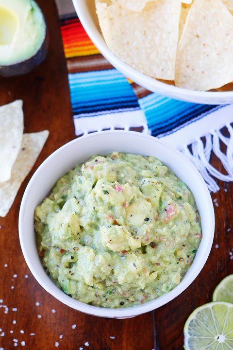 This is literally the BEST guacamole recipe ever!!