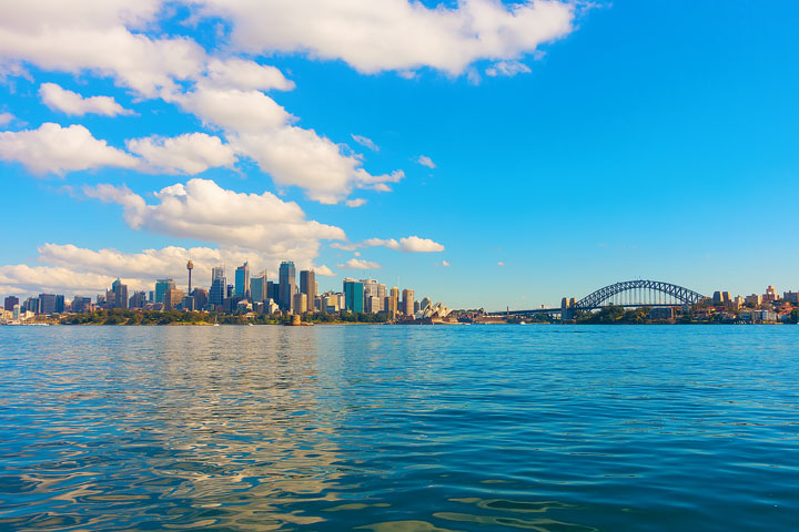 Magical places in Sydney, Australia that will take your breath away! Here’s where to get the BEST photos of that classic Sydney skyline.