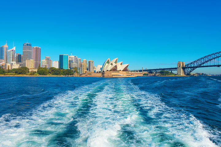 Magical places in Sydney, Australia that will take your breath away! Here’s where to get the BEST photos of that classic Sydney skyline.