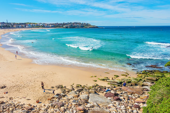 Magical places in Sydney, Australia that will take your breath away! Here’s where to get the BEST photos of that classic Sydney skyline.