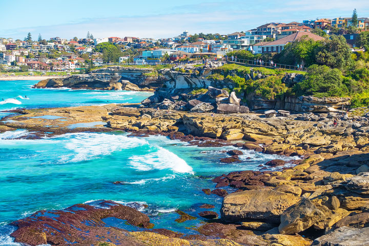 Magical places in Sydney, Australia that will take your breath away! Here’s where to get the BEST photos of that classic Sydney skyline.