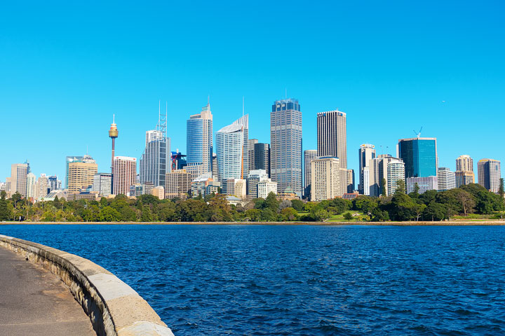 Magical places in Sydney, Australia that will take your breath away! Here’s where to get the BEST photos of that classic Sydney skyline.