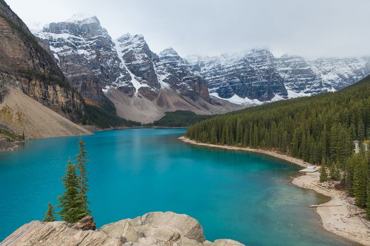 All the lakes you HAVE to see in Banff National Park near Lake Louise!