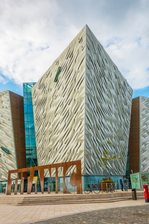 Planning a trip to Ireland? Here's why you should put Belfast on your list. Top things to do in Belfast, Ireland