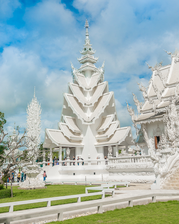 Best Day Trips from Chiang Mai, Thailand -- The White Temple, The Black House, The Golden Triangle, Hiking with Elephants and more! Chiang Mai is a MUST see in Thailand!!