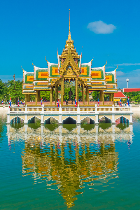 The ULTIMATE Guide to Bangkok -- What to Do & See in Bangkok -- Best Day Trips from Bangkok