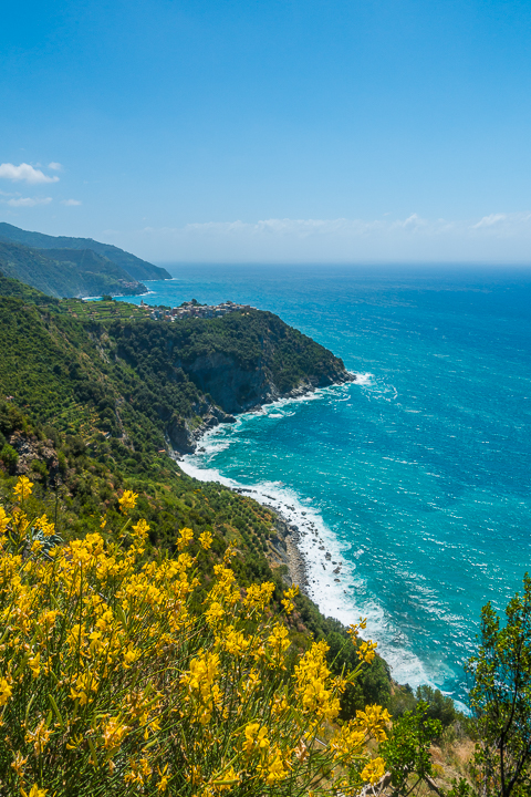 Tips for hiking between the 5 villages of Cinque Terre, Italy.