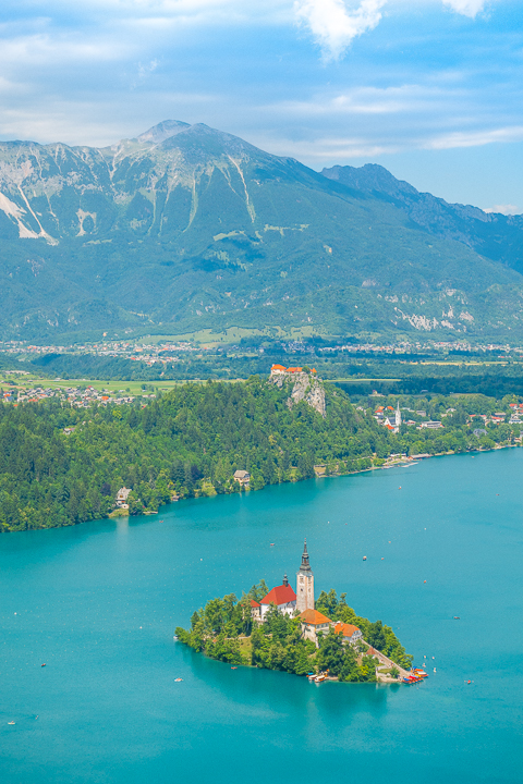 The Ultimate One-Week Itinerary in Slovenia. First time in Slovenia? Here is a checklist for the best things to do and see in Slovenia so you don't miss any of the highlights!