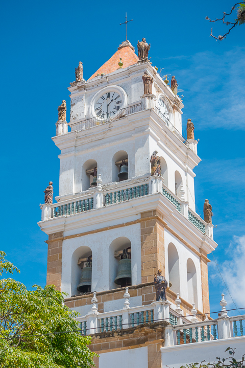 The Ultimate Guide to Sucre, Bolivia -- The best things to do and see, where to eat, plus how to hike to the Maragua Crater!