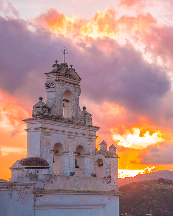 The Ultimate Guide to Sucre, Bolivia -- what to do, where to eat, and how to hike to the Maragua Crater!