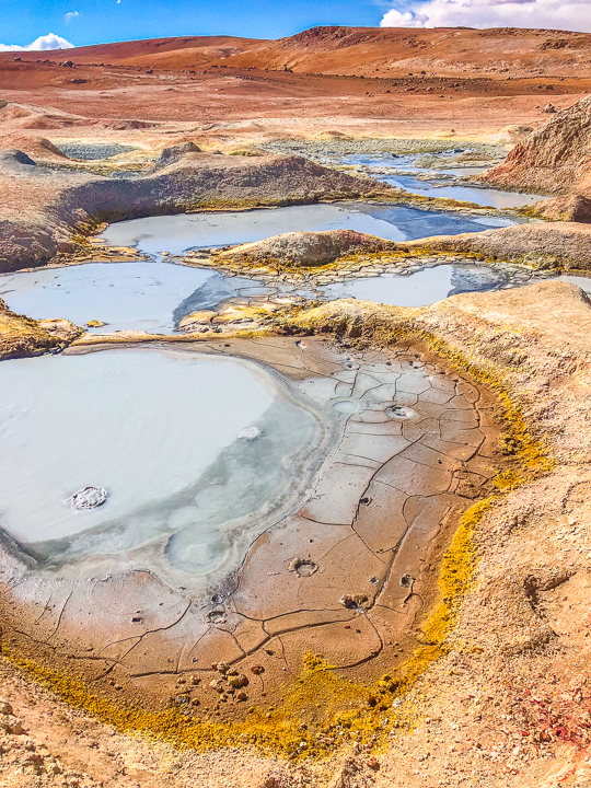 How to visit the Uyuni Salt Flat in Bolvia. It's easier than you think! Here's everything you need to know... Salar de Uyuni, Bolivia