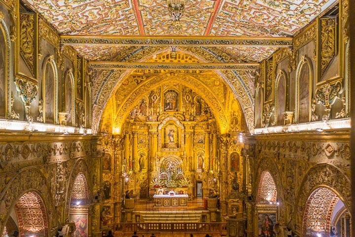 First time in Ecuador? Here's a guide to the best things to do in the capital city of Quito, plus 2 of the most popular day trips to take from Quito. Make you trip planning easy with these tips! #cotopaxi #equator #quito #ecuador
