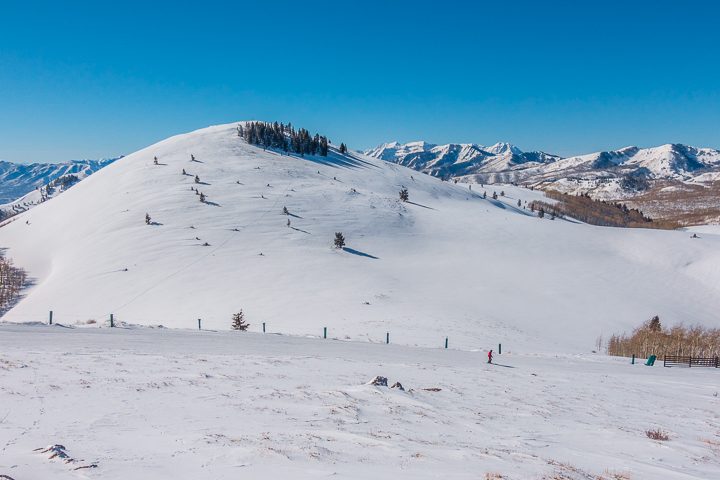 Why Deer Valley is the perfect ski resort for a weekend ski trip! #ski #resorts #utah #skiing #travel