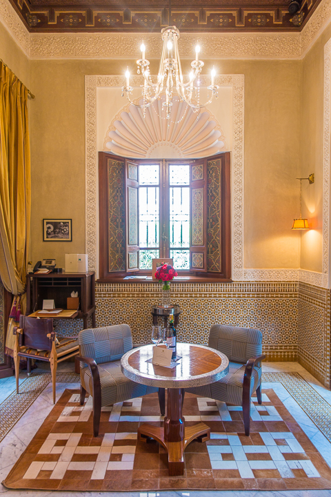 Where to stay in Marrakesh. Should you stay in the medina or outside? Here's a guide to the best area to stay in Marrakesh, Morocco. If you want to feel like a member of the royal family, you can stay in the hotel that King of Morocco built!! The Royal Mansour, Marrakesh, Morocco