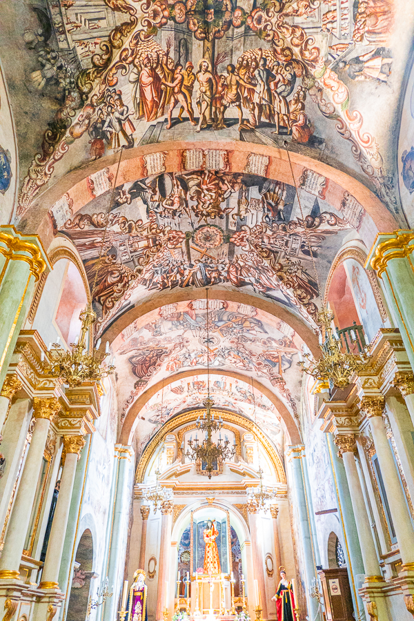 Sanctuary of Atotonilco Inside