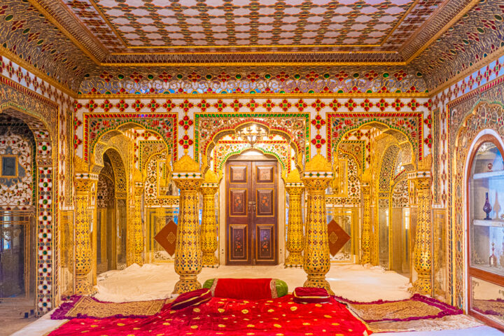 The Hall of Beauty at the Secret Rooms in City Palace