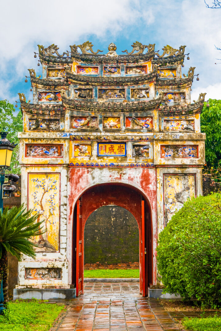 yellow and red gate