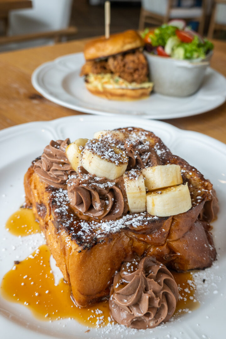 nutella french toast with nutella and bananas on top