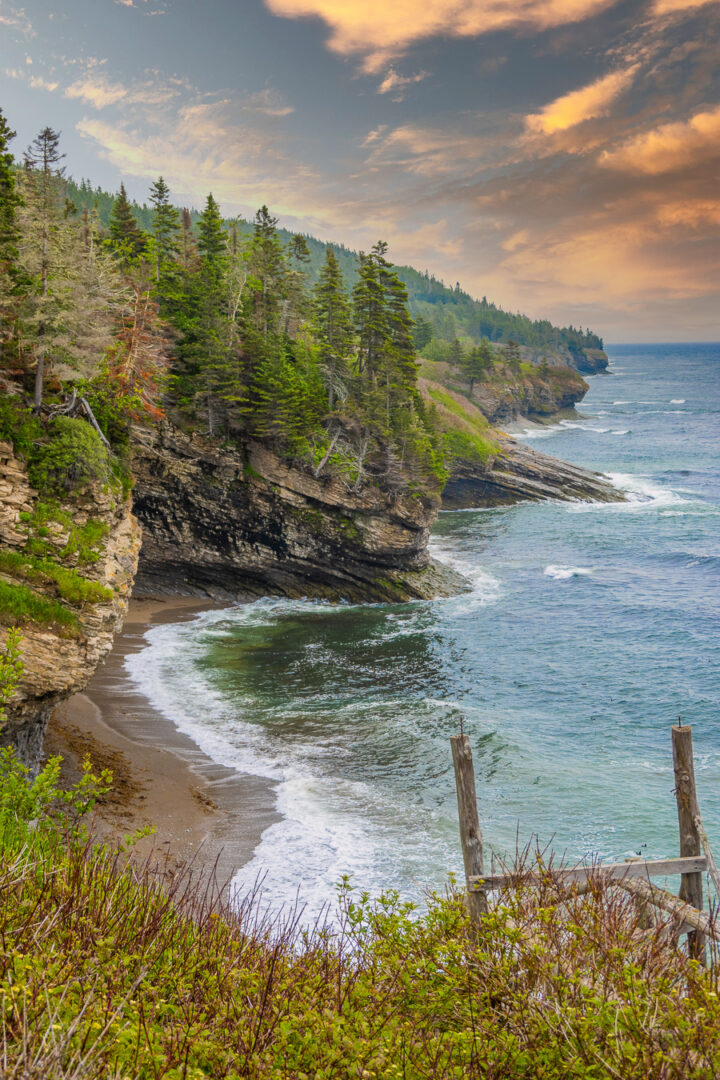 Views of the cliffs along the Cap Gaspé Hike in Gaspesie